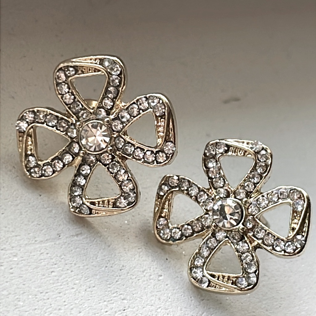 Gold Tone Flower Earrings